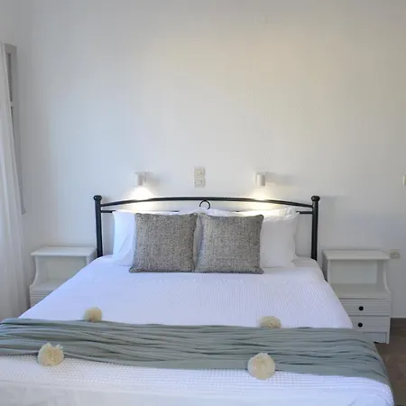 Anemos Town * Naxos City