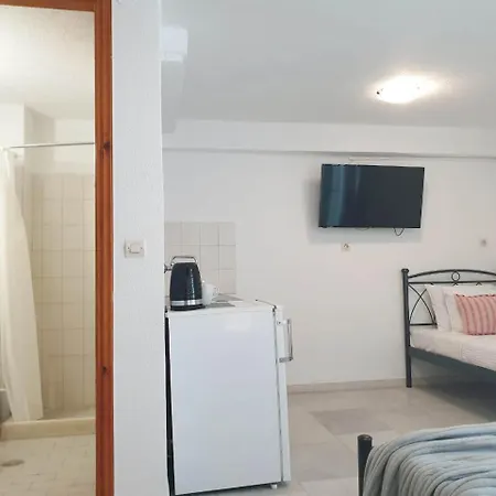 Anemos Town * Naxos City